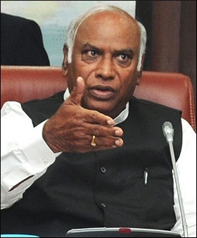 mallikarjuna-kharge-sp.jpg