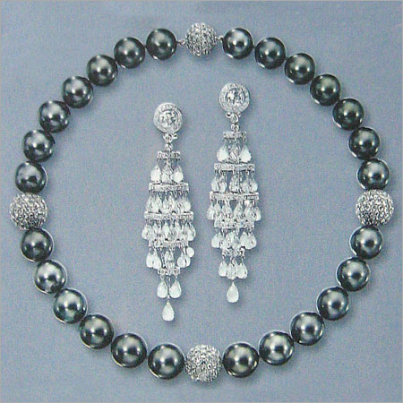 Send Beautiful Pearl Set Fashion Jewellery Jewellery To Hyderabad