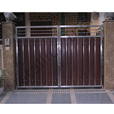 India House Design on Steel Main Gate Exporter  Supplier  Metallica  India   Noida  India