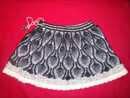 Whole Home-Ecru Crochet Bedskirts and Sham