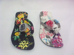 fancy flat chappal
