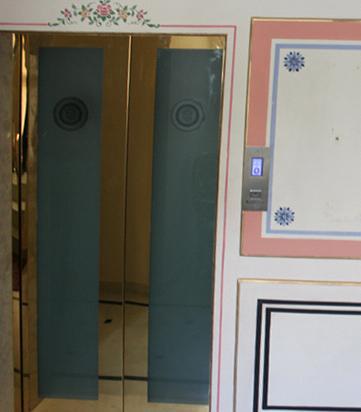 Automatic Door Lift