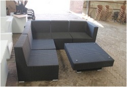 Simple Sofa Set in Ghitorni, New Delhi - Exporter and Manufacturer Simple Sofa Set in Ghitorni, New Delhi - Exporter and Manufacturer
