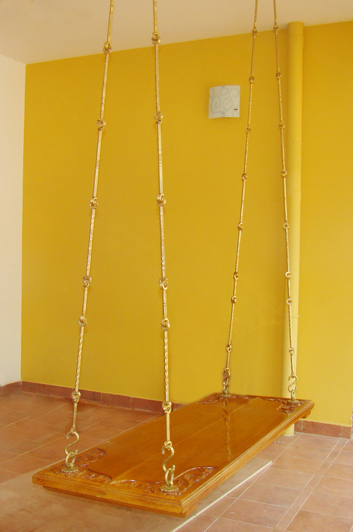 Traditional Swing in Chennai, Tamil Nadu, India ANKIDYNE PLAYGROUND