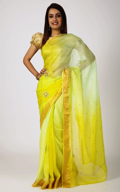 zari saree buy sarees with zari borders online myntra