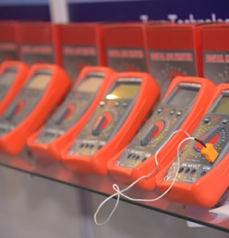 Electronics & Connectivity